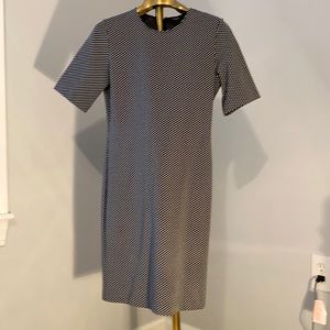 Theory dress black/white pattern size 6